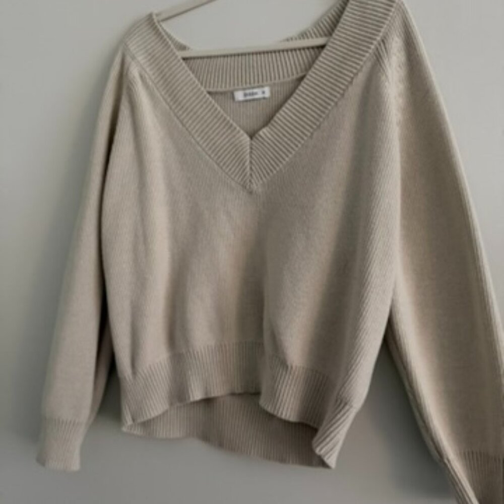 DISSH Beige V-Neck Oversized Knit Sweater